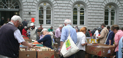 Bücher-Flohmarkt Bücher-Flohmarkt